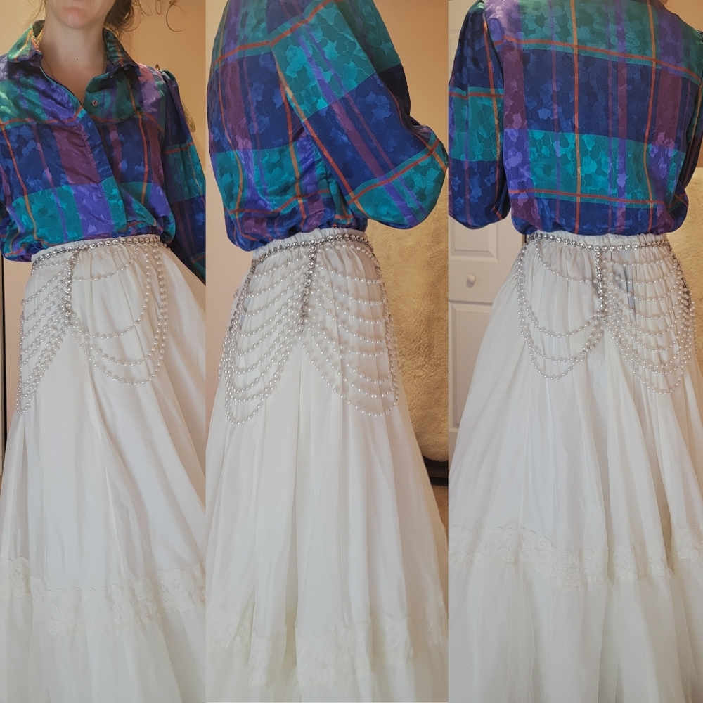 **Vintage Blue and Purple Plaid Button Down Blouse** - Picture 6 of 15
